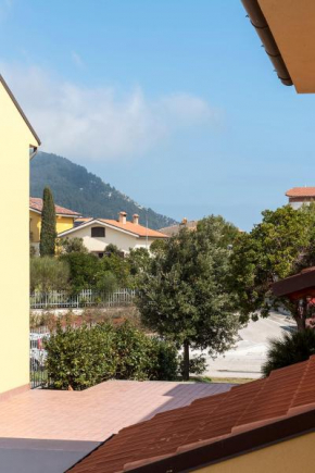 S305 - Sirolo, deliziosa villetta con portico